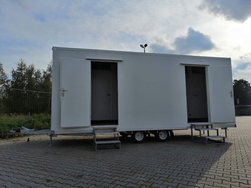 Toilettenwagen mit Doppel-WC 6x2,40 Meter